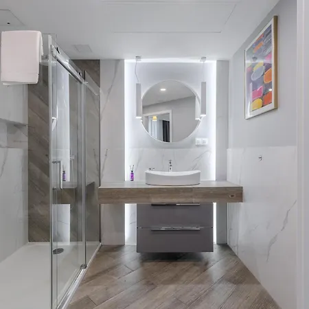 Krawiecka 3 By Comfort *