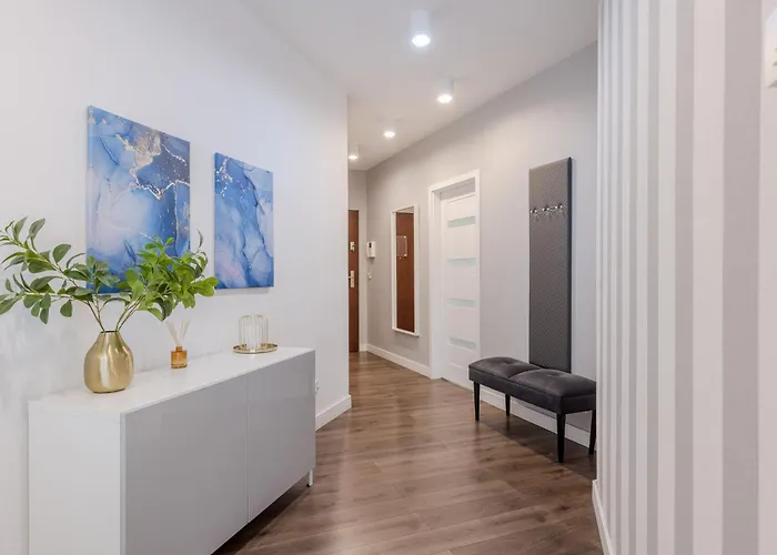 Krawiecka 3 By Comfort